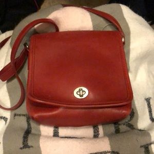 🌹Lovely  Vintage Coach 🌹